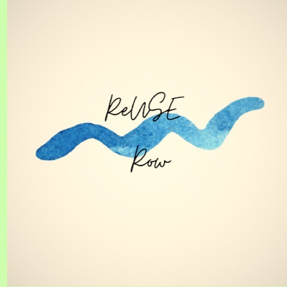 Welcome to my closet :) - Picture 2 of 2